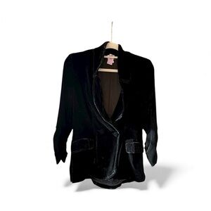 VELVET 🖤 HEART Elegant Luxe Black Velvet Blazer